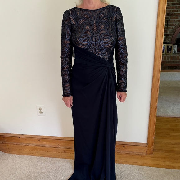 Tadashi Shoji  gown - Picture 1 of 7